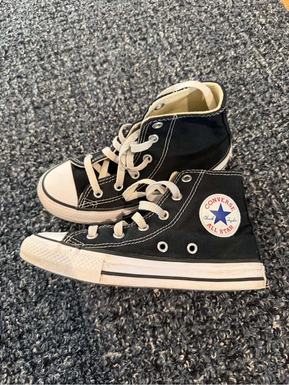 Kids Converse High Top Chuck Taylor’s, Black, Size 13